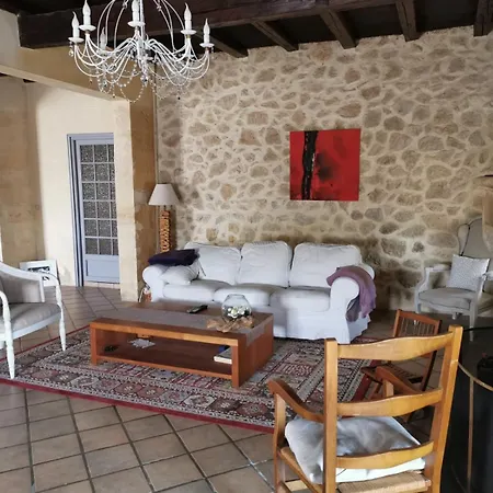 Grande Maison En Pierre Avec Terrasse Fleurie * Lestiac-Sur-Garonne